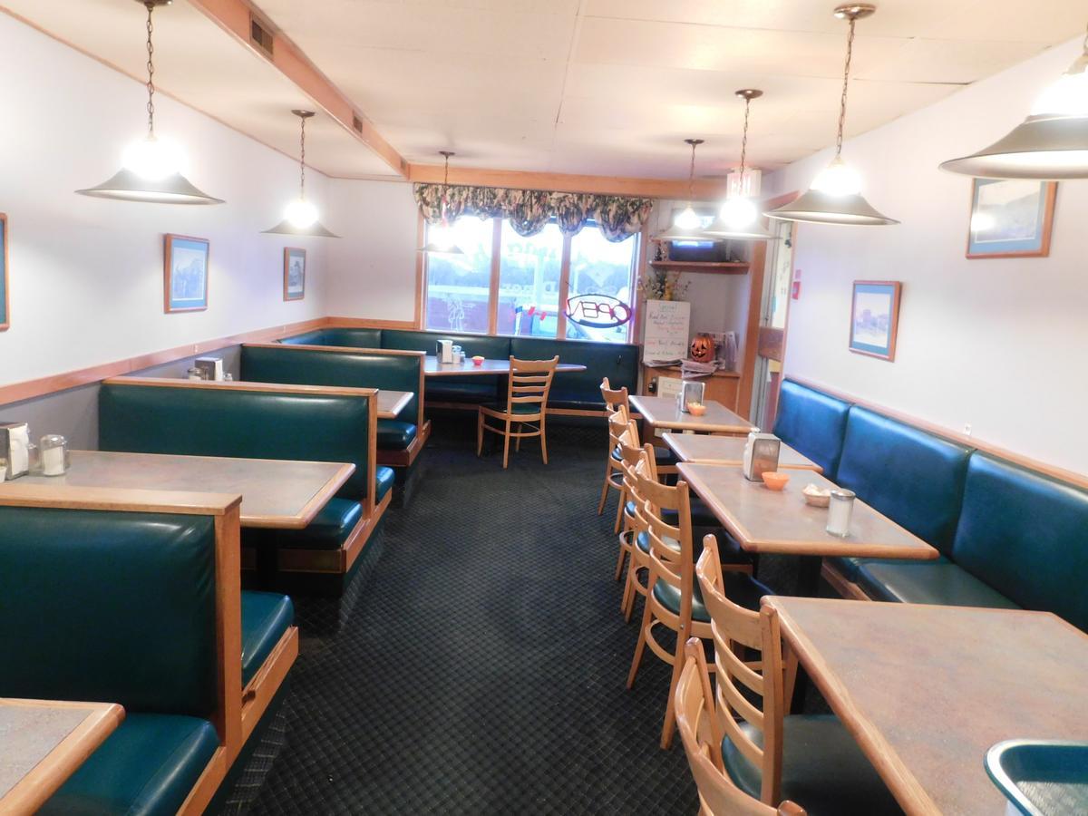 Casey'S Inn Lac du Bonnet Eksteriør bilde